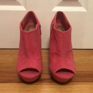 Pink Wedge, 7